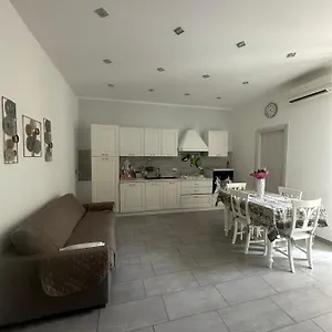 La Casa Di Patti Napoli